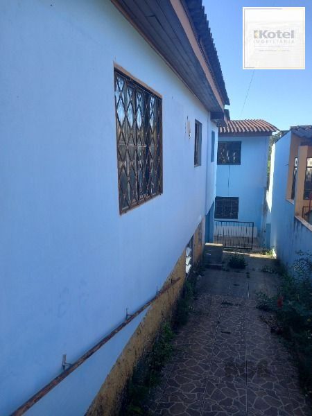 Casa em Porto Alegre, no bairro Cavalhada, com 3 dormitório(s), e 3 banheiros, à venda. — foto 4