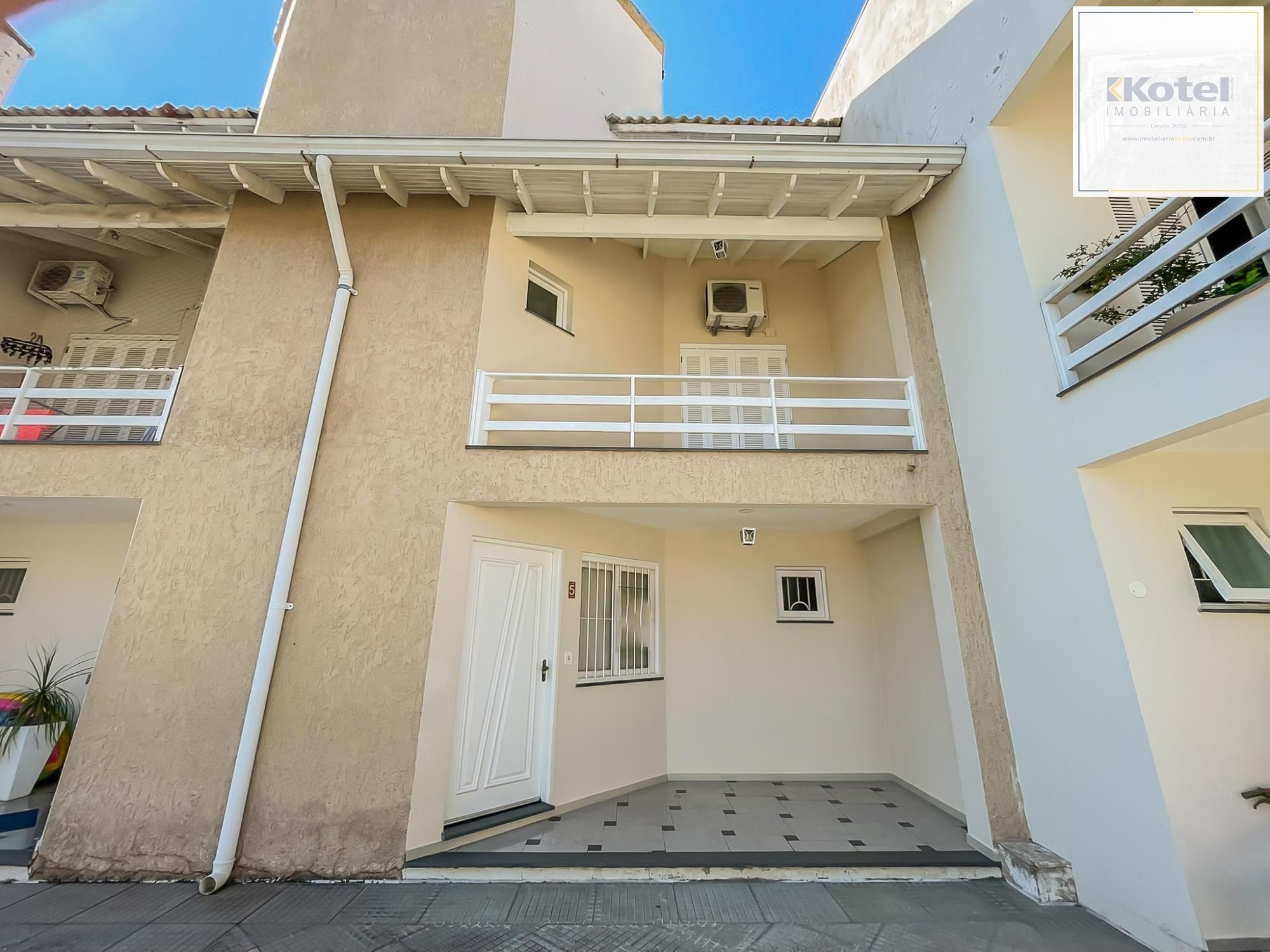 Excelente sobrado 03 dormitórios em Condominio fechado com vaga dupla - Altos de Santa Rita — foto 2