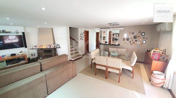 Casa Condominio para Venda - 221m², 3 dormitórios, sendo 1 suites, 3 vagas - Hípica — foto 4