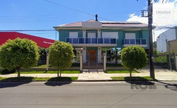 Casa em Porto Alegre, no bairro Hípica, com 3 dormitório(s), e 3 banheiros, à venda. — foto 2