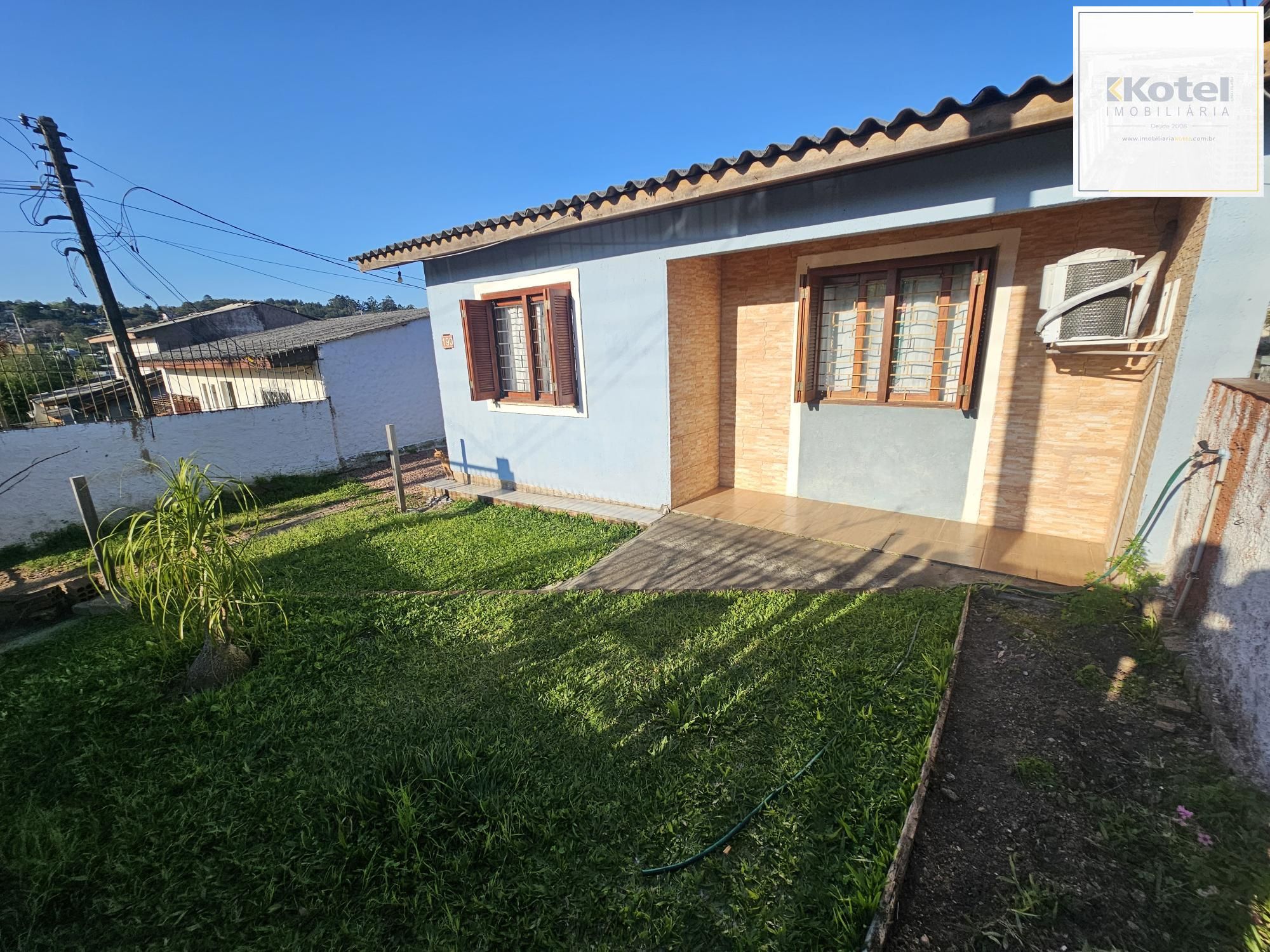 Casa para Venda - 79.22m² 2 dormitórios, + casa de 1 dormitório nos fundos, piscina e quiosque com churrasqueira - Espirito Santo — foto 3