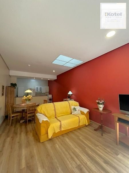 Apartamento em Porto Alegre, no bairro Tristeza, com 2 dormitório(s), e 2 banheiros, à venda. — foto 3