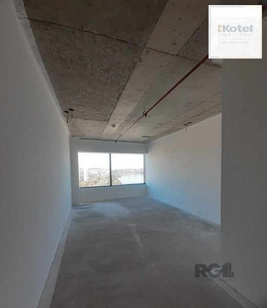 Conjunto/Sala em Porto Alegre, no bairro Praia de Belas, e 0 banheiros, à venda.