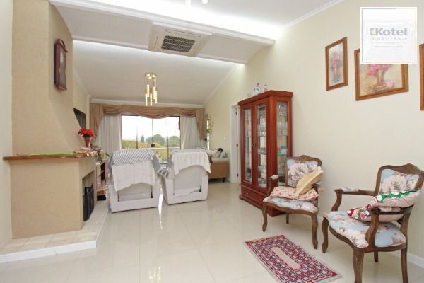 Casa para Venda - 300m², 3 dormitórios, sendo 1 suites, 2 vagas - Ipanema — foto 4