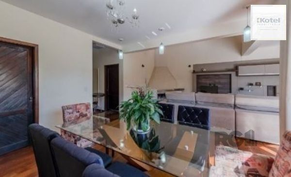Casa em Porto Alegre, no bairro Aberta dos Morros, com 4 dormitório(s), e 4 banheiros, à venda. — foto 4