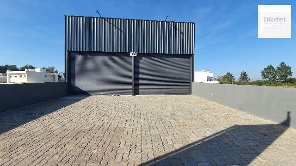 Predio em Porto Alegre, no bairro Hípica, à venda. — foto 2