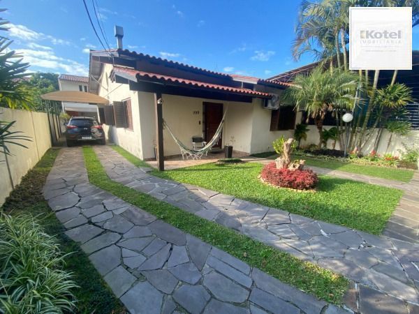 Casa para Venda - 300m², 2 dormitórios, sendo 1 suites, 2 vagas - Urubatã — foto 2