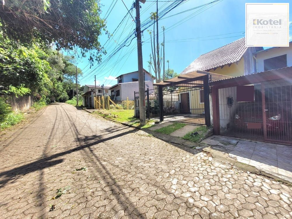 Sobrado com 4 Dormitórios em Rua Tranquila — foto 3