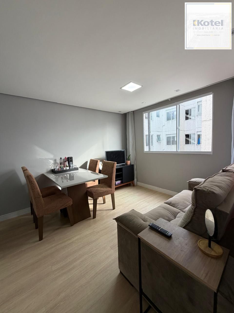 Lindo Apê de 2 Quartos Reformado e Mobiliado – Pronto para Morar! — foto 3