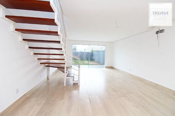 Casa para Venda - 120m², 3 dormitórios, sendo 1 suites, 2 vagas - Hípica — foto 4