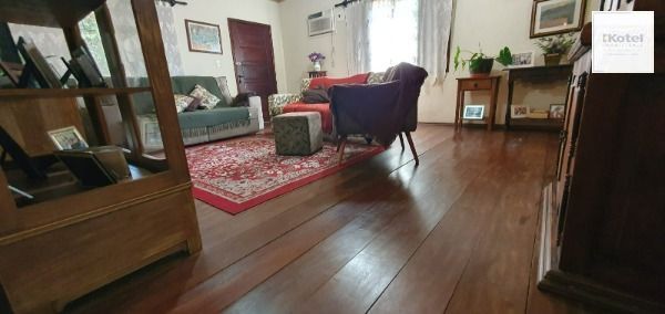 Casa em Porto Alegre, no bairro Ponta Grossa, com 3 dormitório(s), e 3 banheiros, à venda. — foto 2