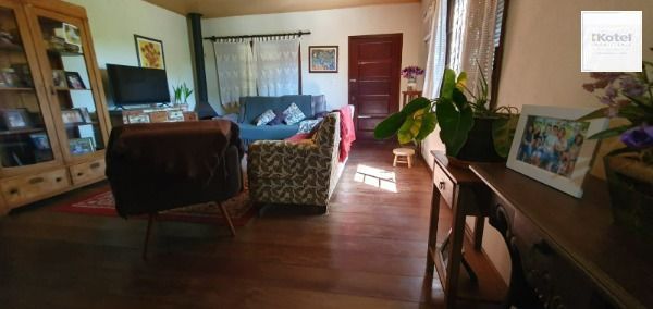 Casa em Porto Alegre, no bairro Ponta Grossa, com 3 dormitório(s), e 3 banheiros, à venda. — foto 4