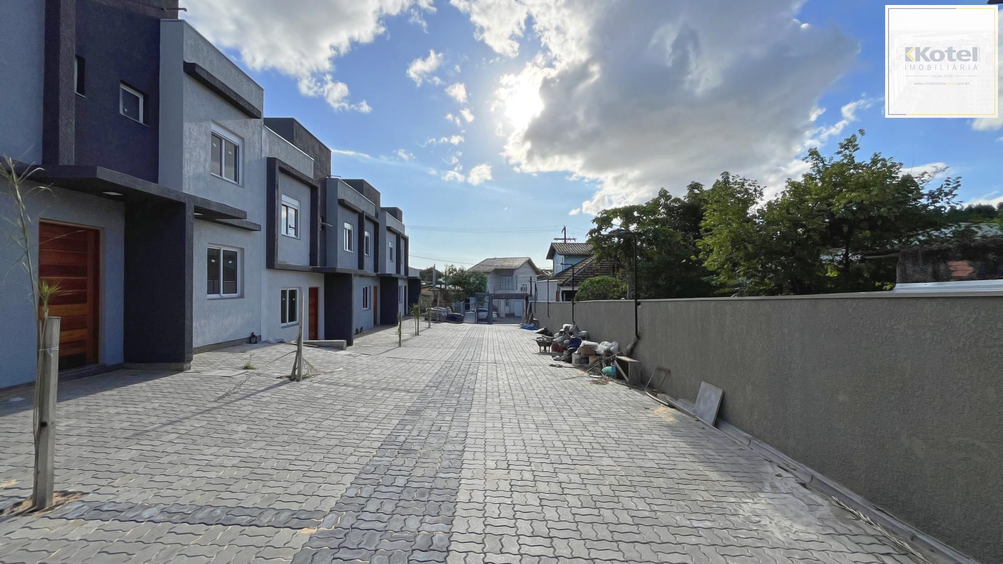 Casa Condominio em Porto Alegre, no bairro Vila Nova, com 2 dormitório(s), e 2 banheiros, à venda. — foto 4
