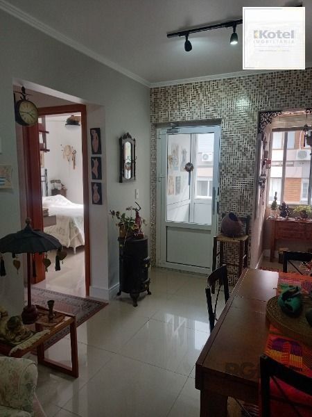 Apartamento em Porto Alegre, no bairro Cavalhada, com 2 dormitório(s), e 2 banheiros, à venda. — foto 3