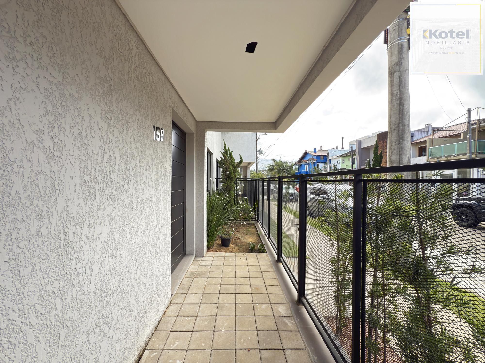 Casa em Porto Alegre, no bairro Hípica, com 4 dormitório(s), à venda. — foto 3
