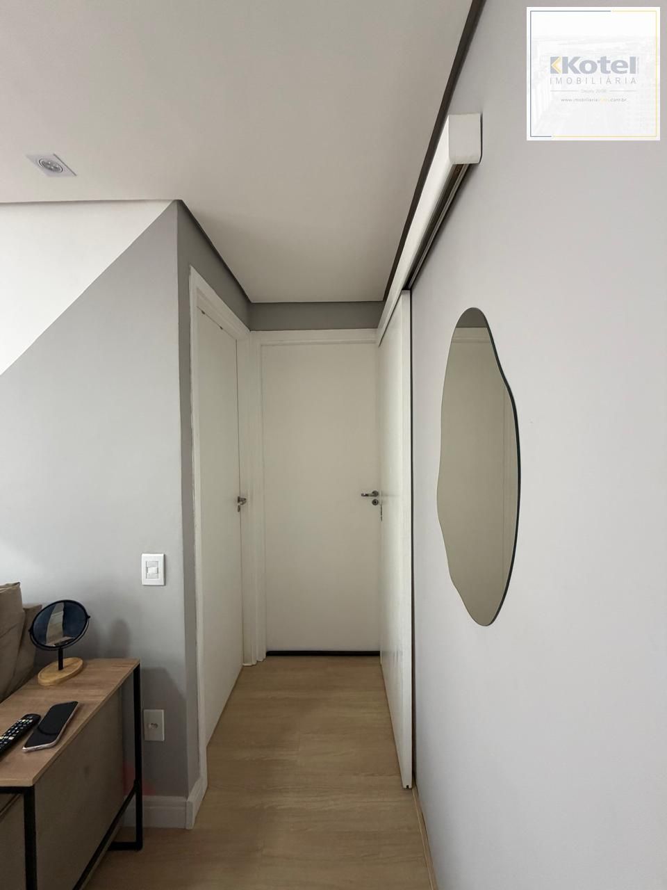 Lindo Apê de 2 Quartos Reformado e Mobiliado – Pronto para Morar! — foto 4