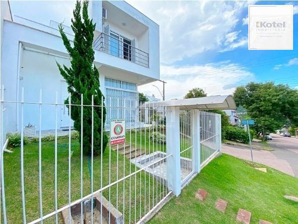 Casa em Porto Alegre, no bairro Aberta dos Morros, com 3 dormitório(s), e 3 banheiros, à venda. — foto 3