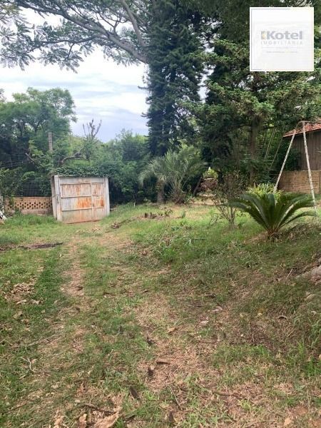Terreno em Porto Alegre, no bairro Belém Novo, à venda.