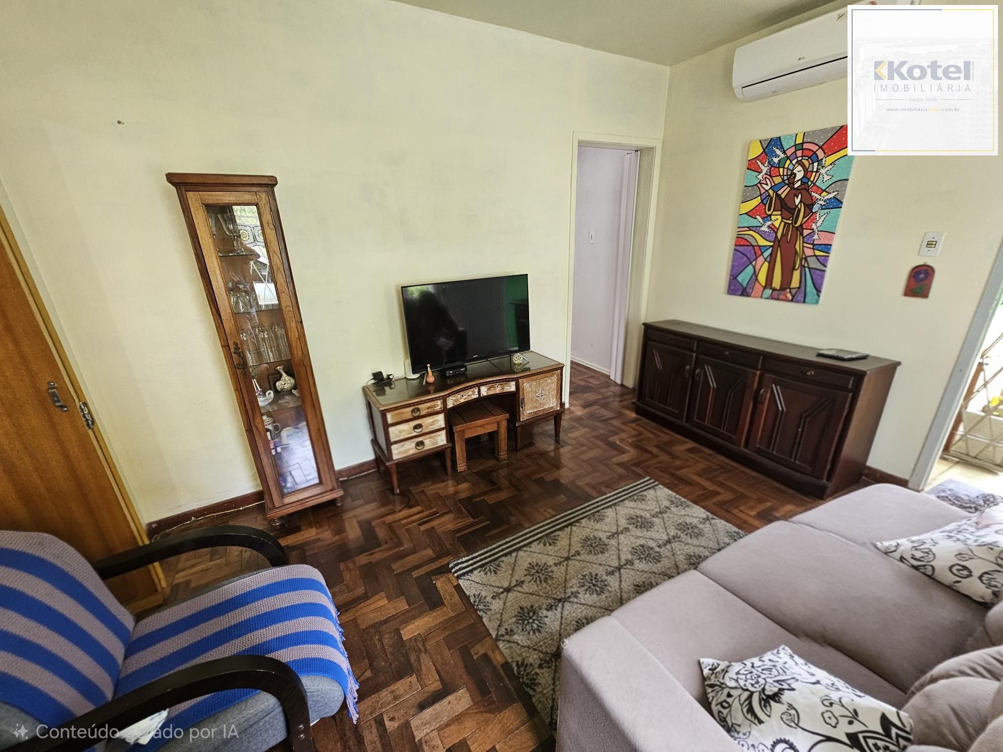 Casa 3 dormitórios e edícula com churrasqueira no bairro Medianeira ! — foto 2