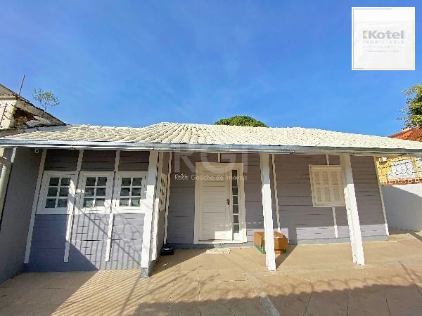 Casa para Venda - 101m², 3 dormitórios, sendo 1 suites, 3 vagas - Guarujá — foto 2