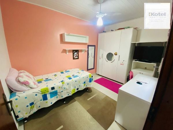 Casa para Venda - 300m², 2 dormitórios, sendo 1 suites, 2 vagas - Urubatã — foto 5