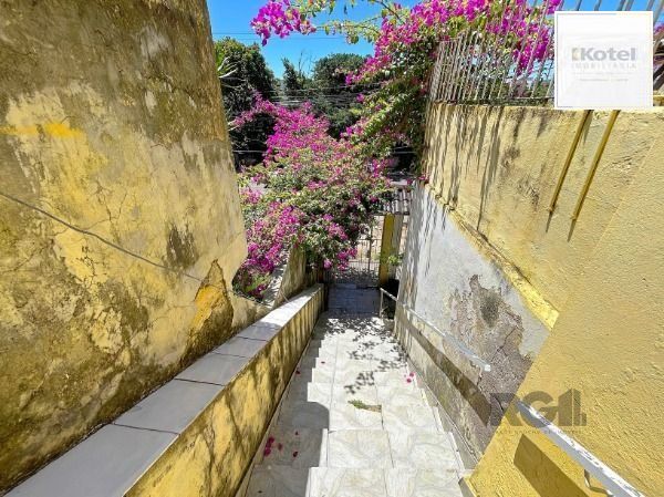 Casa em Porto Alegre, no bairro Jardim Itu, com 2 dormitório(s), e 2 banheiros, à venda. — foto 3