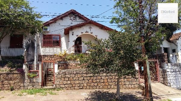 Casa para Venda - 128m², 2 dormitórios, 6 vagas - Medianeira — foto 2