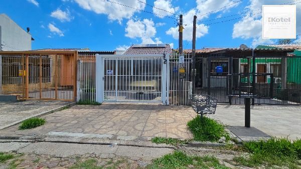 Casa para Venda - 62m², 2 dormitórios, 2 vagas - Hípica