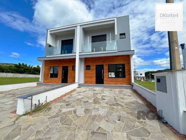 Casa Condominio em Porto Alegre, no bairro Campo Novo, com 3 dormitório(s), e 3 banheiros, à venda. — foto 2