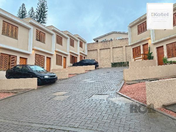 Casa Condominio em Porto Alegre, no bairro Teresópolis, com 2 dormitório(s), e 2 banheiros, à venda. — foto 2