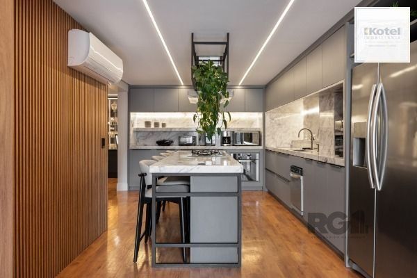 Apartamento para Venda - 141.62m², 3 dormitórios, sendo 1 suites, 2 vagas - Cavalhada — foto 2