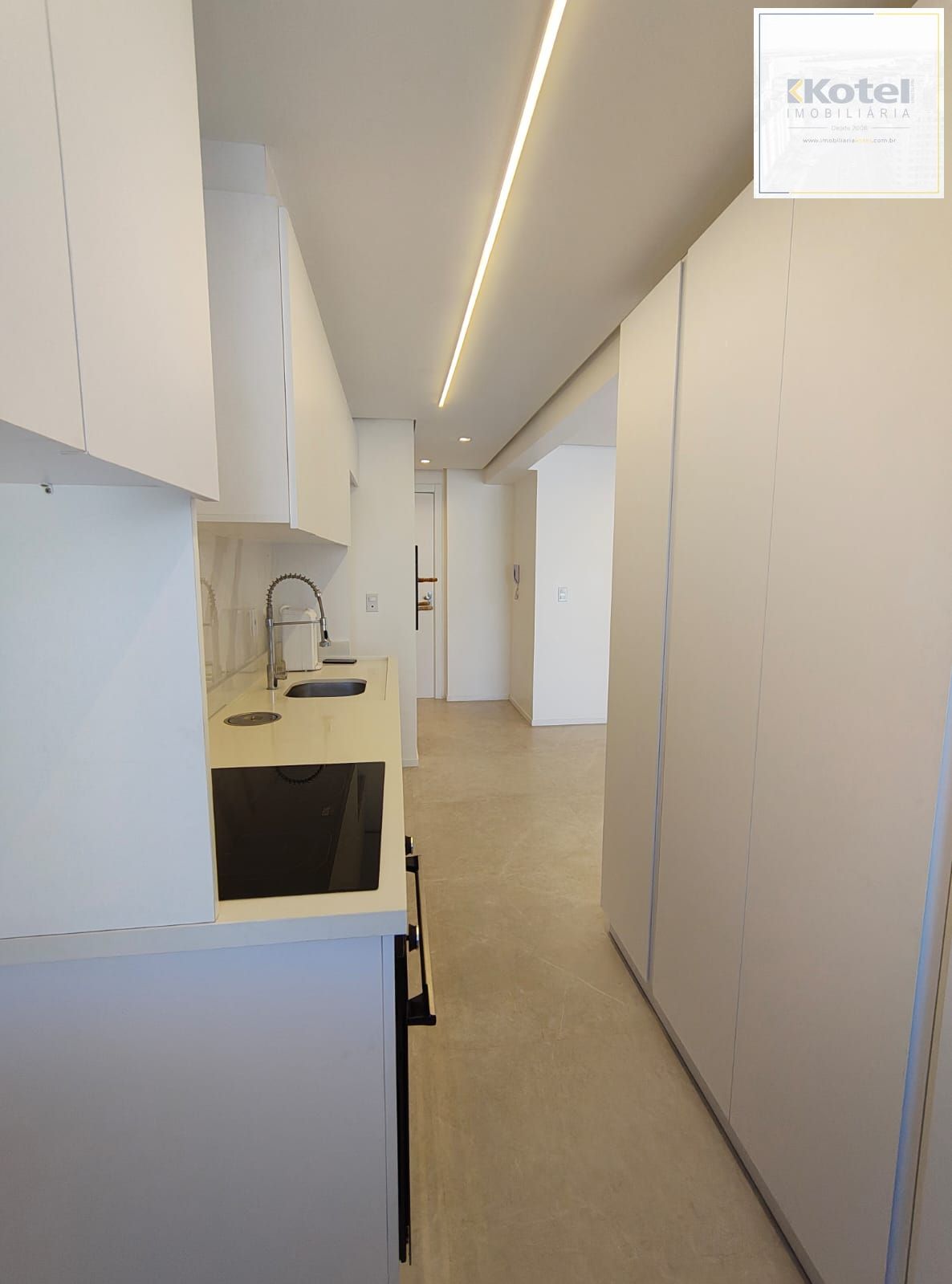 Apartamento 3 dormitórios com sacada