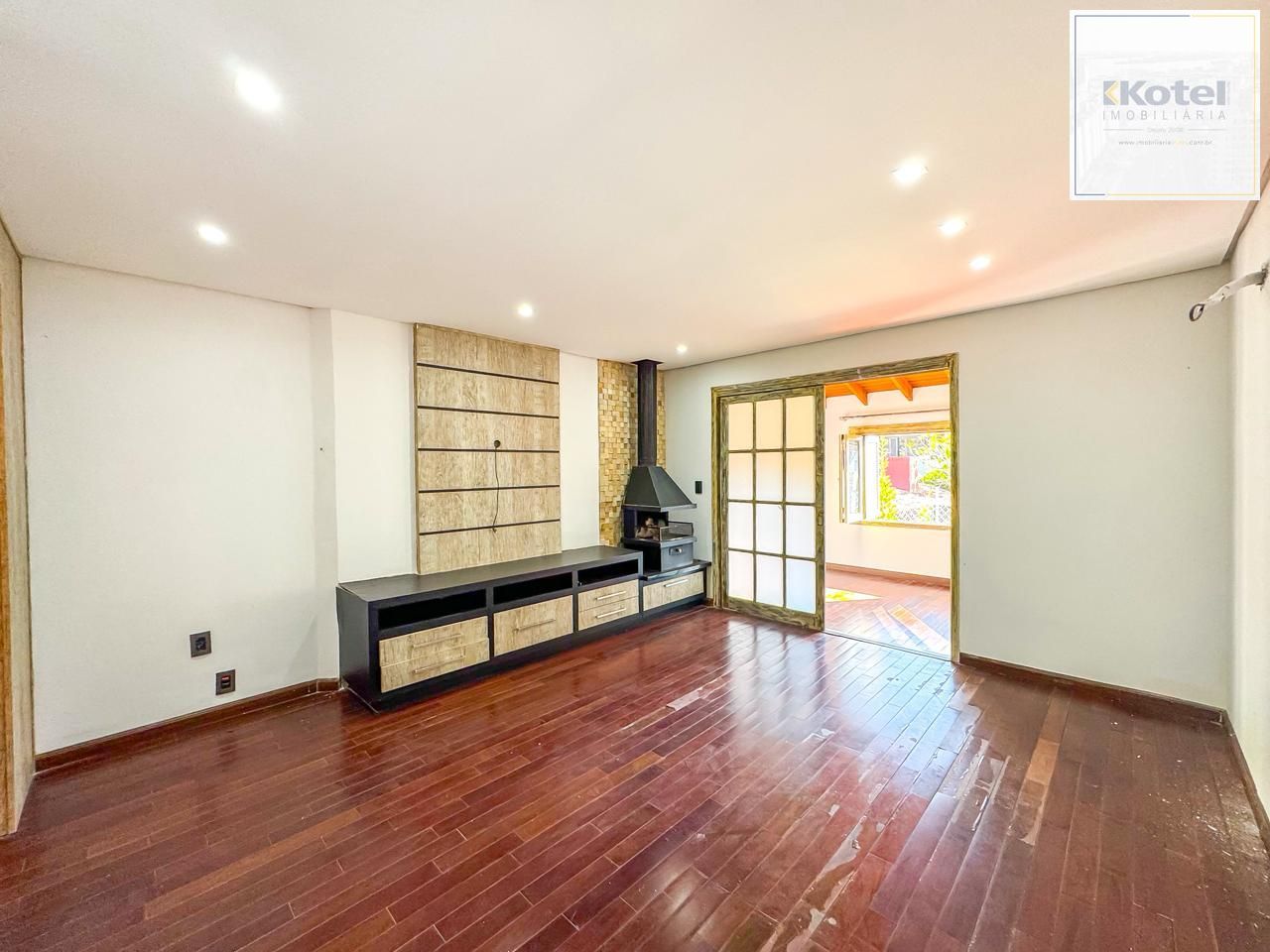 Casa no Três Figueiras — foto 3