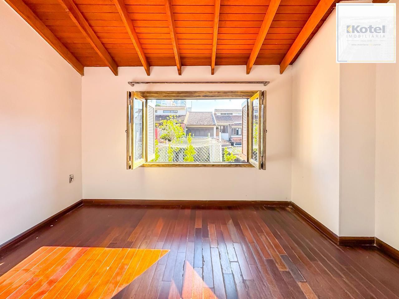 Casa no Três Figueiras — foto 5