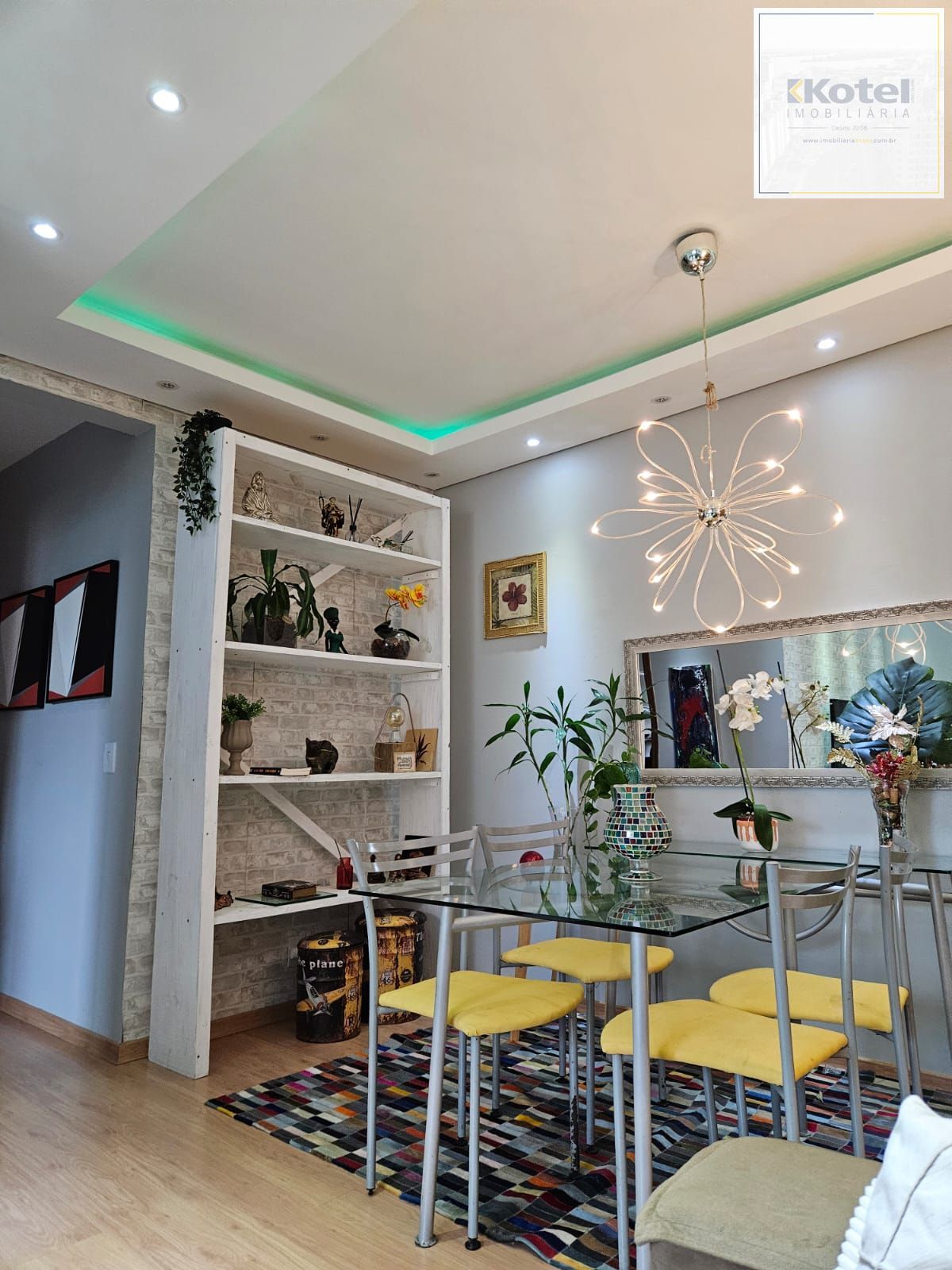 Apartamento à venda com 68m², 2 quartos e 1 vaga no bairro Nonoai. — foto 5