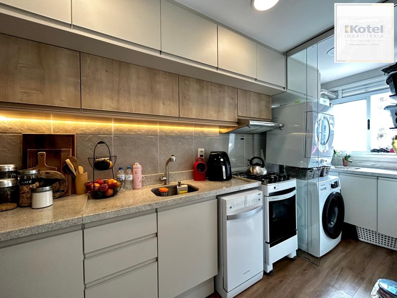 Apartamento mobiliado Jardim Carvalho