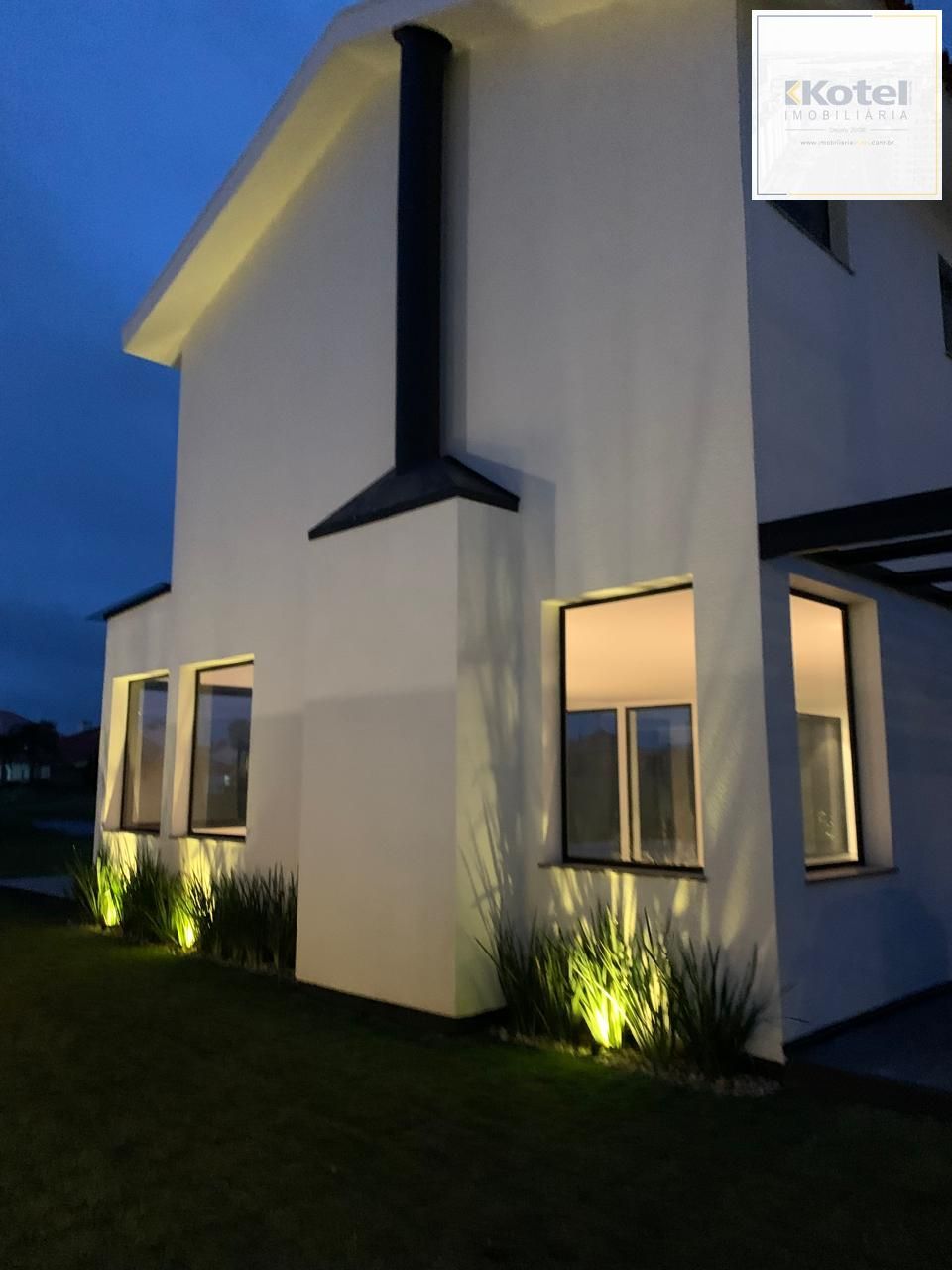 🏡 CASA DE ALTO PADRÃO NO CONDOMÍNIO GREEN VILLAGE – Xangrila/RS