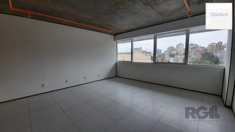 🏢 Sala Comercial – Rua Ramiro Barcelos — foto 3
