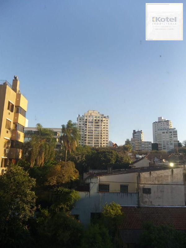 MÁFFER IMÓVEIS ALUGA Sala Comercial na Av. Cristóvão Colombo – Próxima à Félix da Cunha- 32.71m²