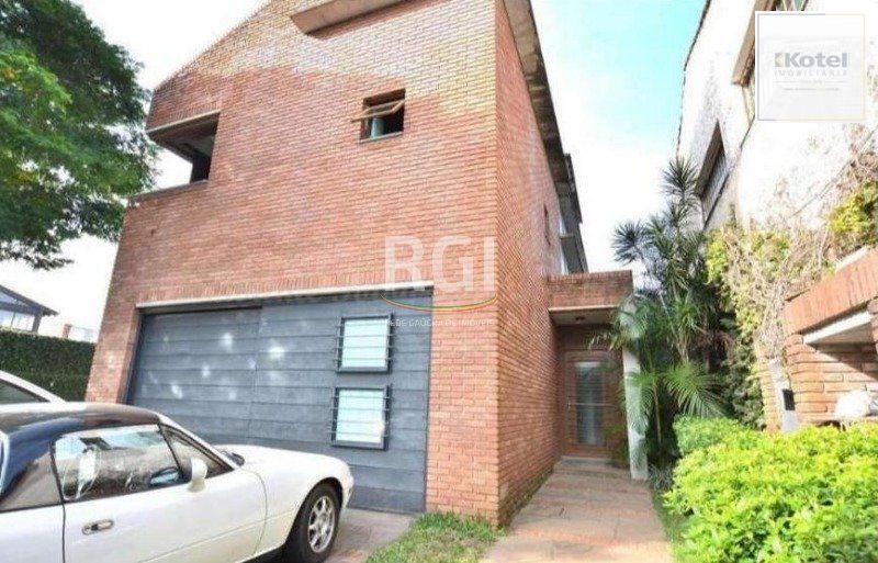 Casa para Venda - 276m², 3 dormitórios, sendo 1 suites, 5 vagas - Medianeira — foto 4