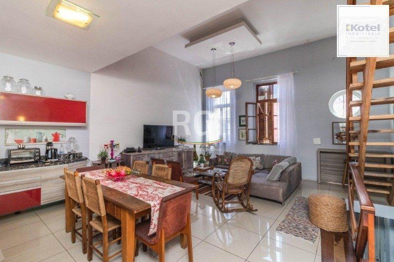 Casa para Venda - 490m², 3 dormitórios, sendo 1 suites, Floresta — foto 4