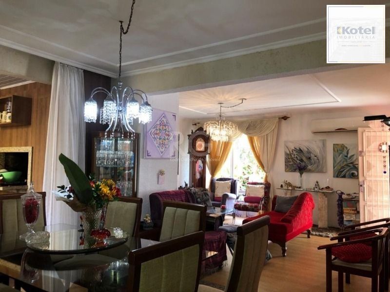 Casa para Venda - 200m², 3 dormitórios, sendo 1 suites, 2 vagas - Chácara das Pedras — foto 4