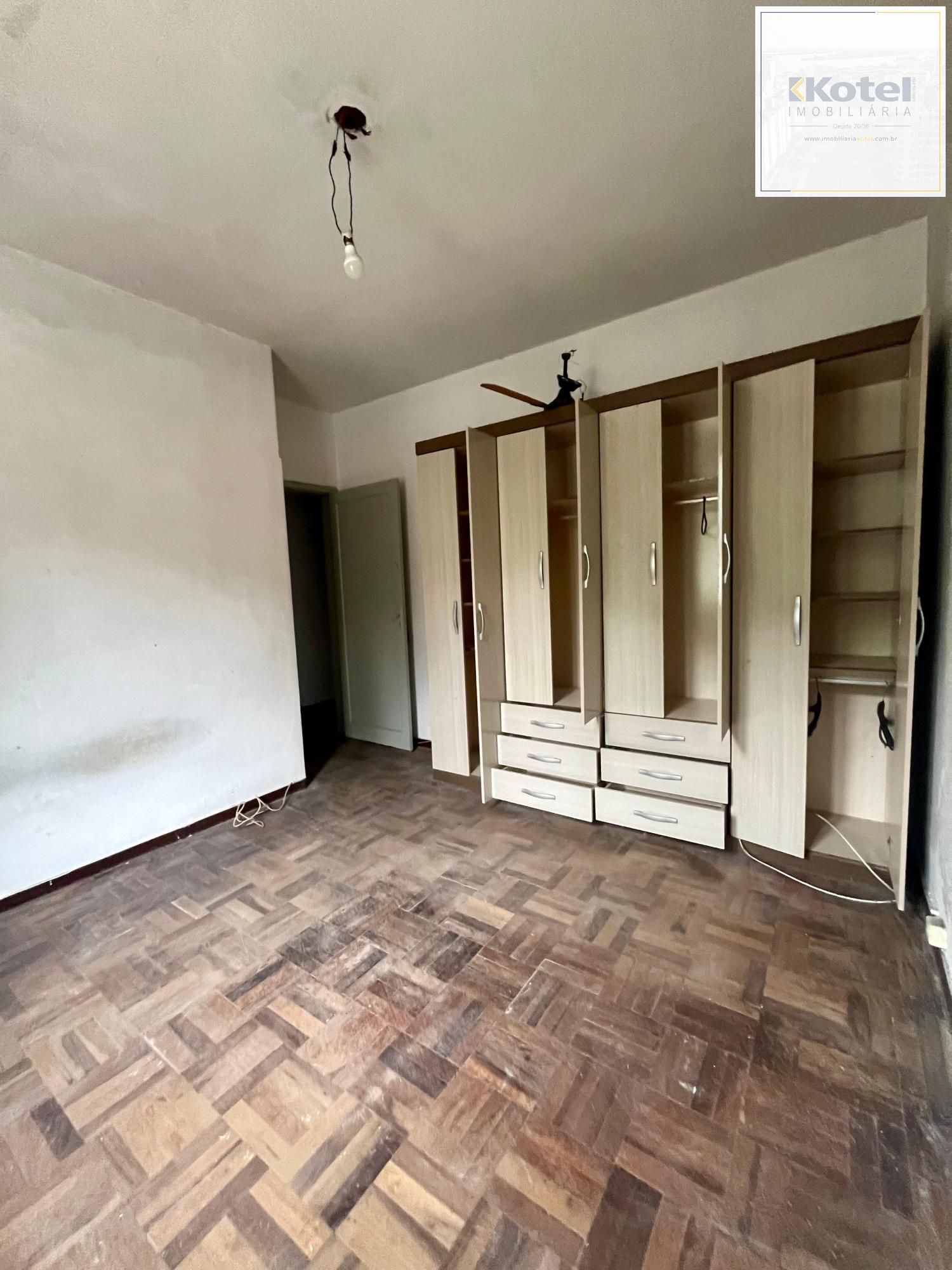 🏡 APARTAMENTO TERREO À VENDA — MENINO DEUS
