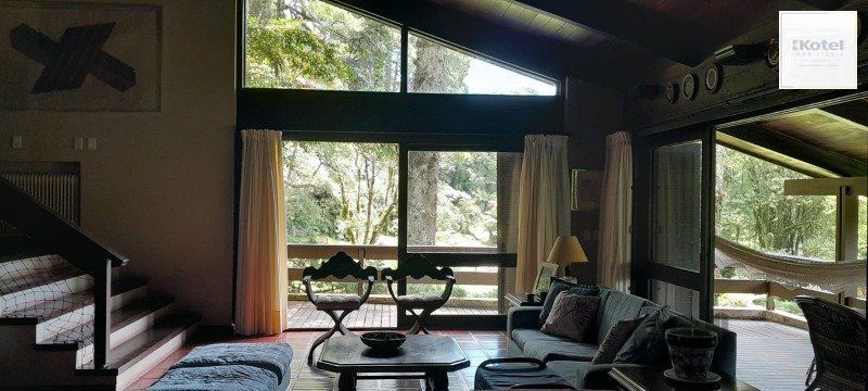 🏡 BELÍSSIMA CASA EM GRAMADO – JUNTO AO LAGO NEGRO 🌲✨ — foto 5