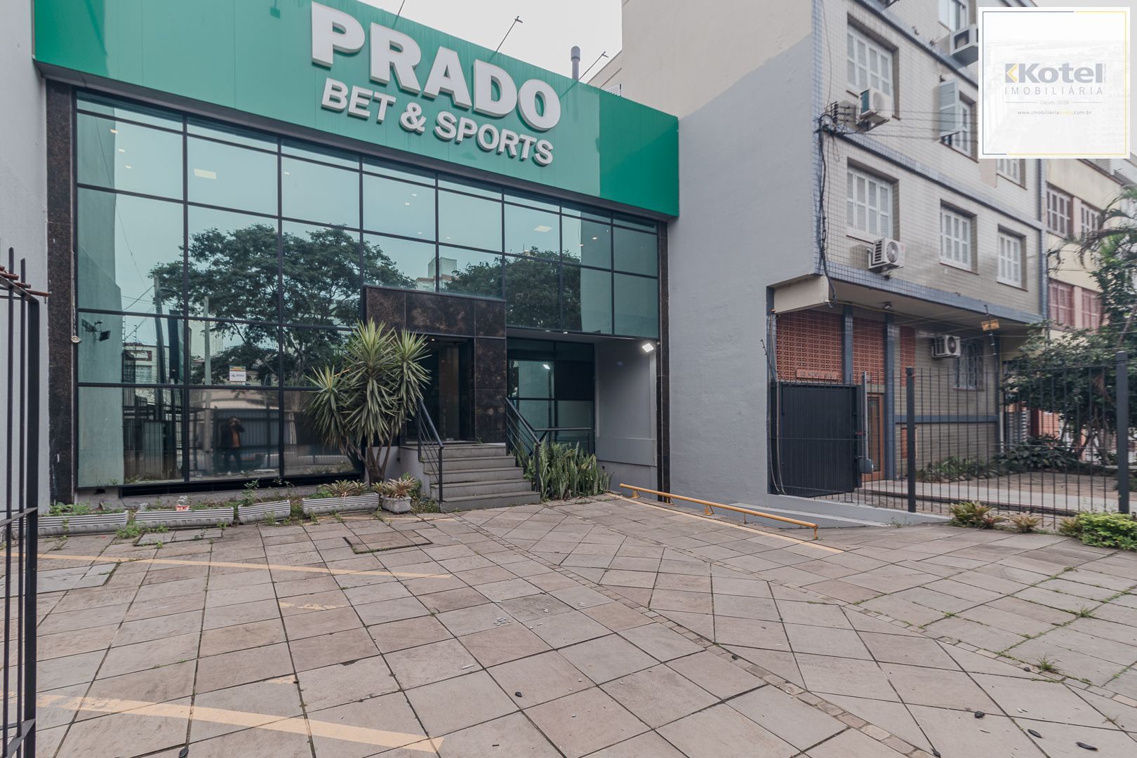 🏢 PRÉDIO COMERCIAL À VENDA | LOCALIZAÇÃO ESTRATÉGICA EM PORTO ALEGRE — foto 3