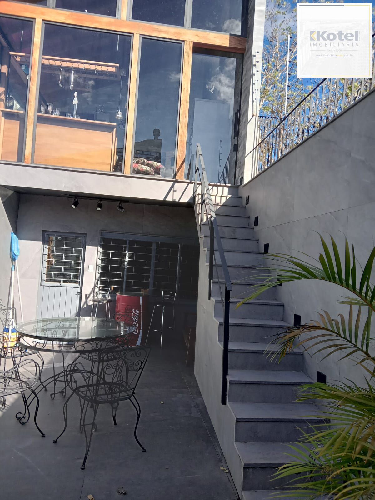 🏡✨ EXCELENTE CASA COM PISCINA, AMPLO ESCRITÓRIO E MUITO ESPAÇO! ✨🏊‍♂️ — foto 2