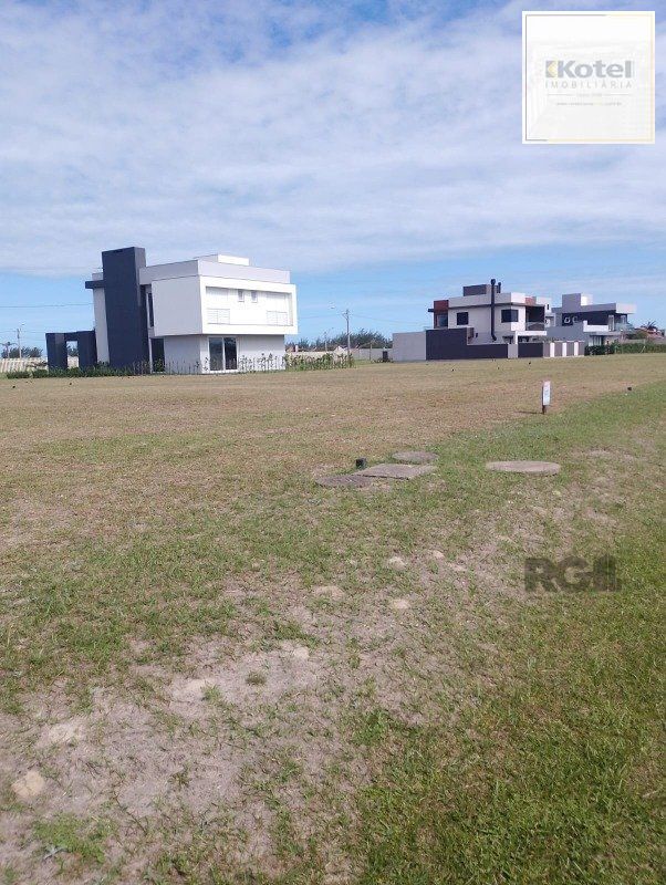 Terreno à venda, 292m², Curumim - Capão da Canoa