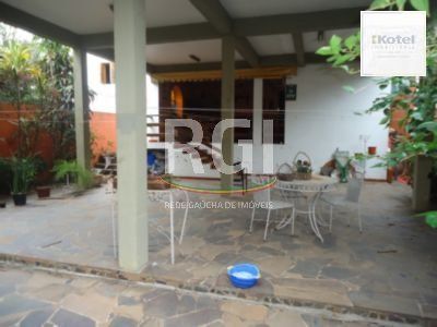 Casa para Venda - 330m², 4 dormitórios, 2 vagas - Glória — foto 2