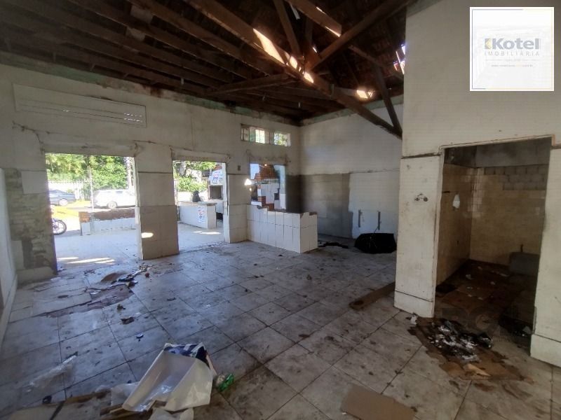 Terreno à venda, 300m², Vila Ipiranga - Porto Alegre