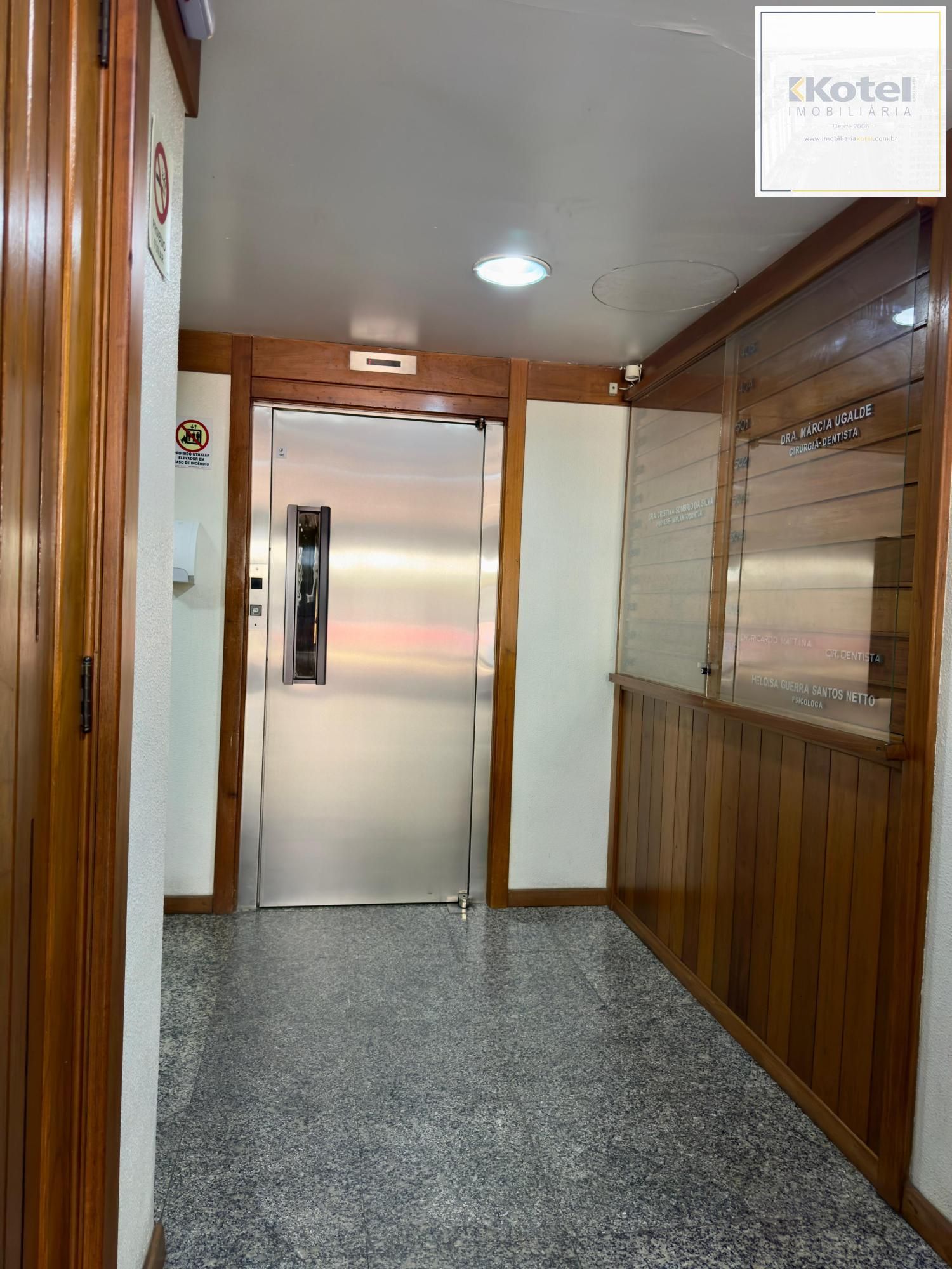 Conjunto/Sala para Venda 39 m², na cristovao colombo